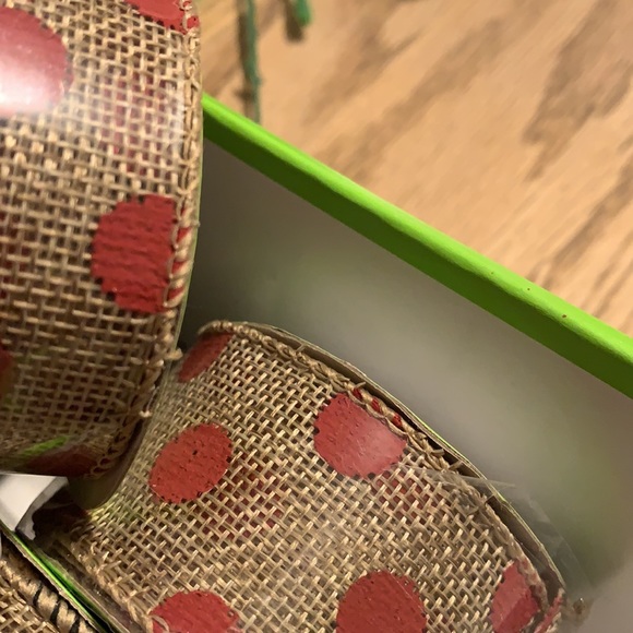 Burlap Ribbon - Picture 3 of 6